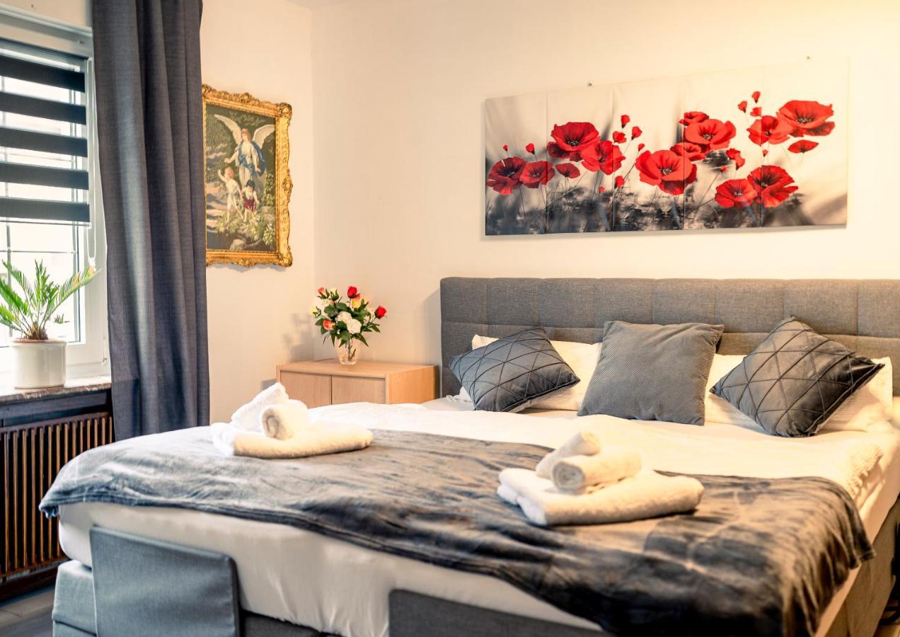 TRUTH King Size Betten, Kamin, Smart-TV, Massagestuhl Dortmund Exterior foto