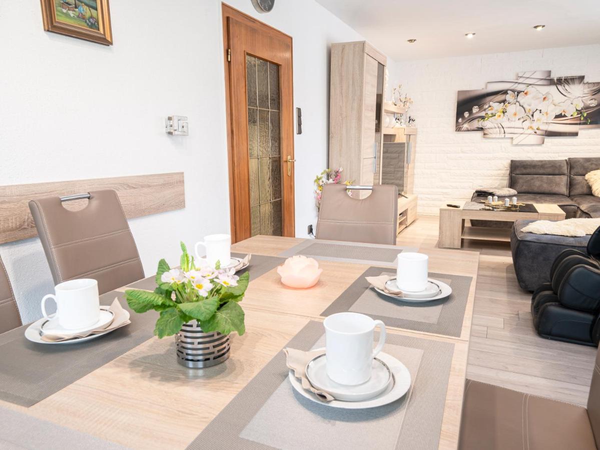 TRUTH King Size Betten, Kamin, Smart-TV, Massagestuhl Dortmund Exterior foto