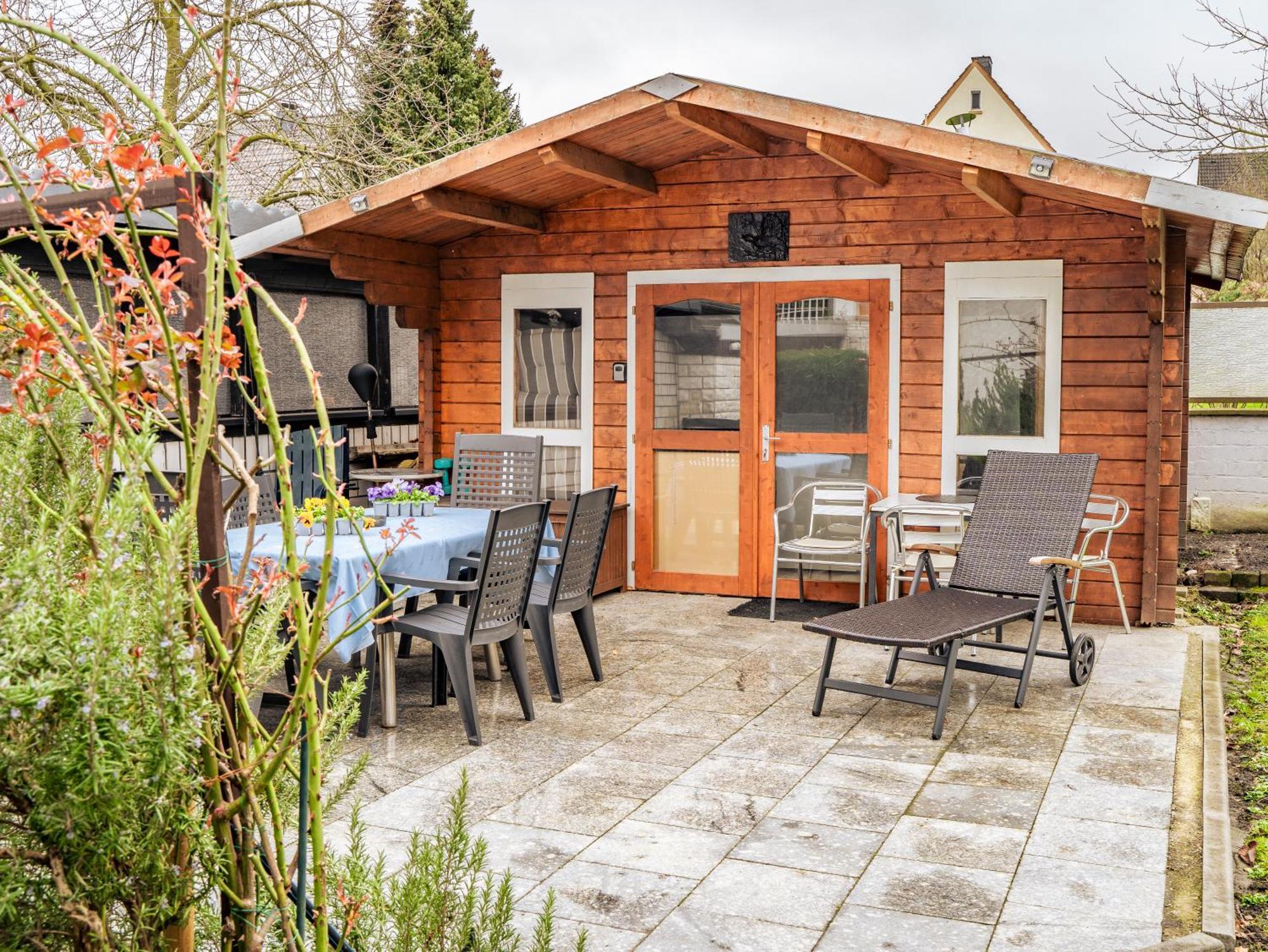 TRUTH King Size Betten, Kamin, Smart-TV, Massagestuhl Dortmund Exterior foto